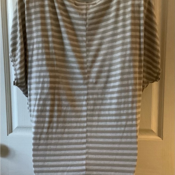 Striped Draped Top - Picture 7 of 9